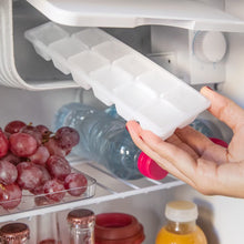 Carregar imagem no visualizador da galeria, Cecotec Nevera Pequeña Frigorífico Mini Minibar 46L GrandCooler 20000 SilentCompress Black E. Altura 48,7cm, 48 cm de Ancho, Bajo Consumo, Puerta Reversible, Funcionamiento Cíclico, Negro