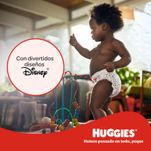Carregar imagem no visualizador da galeria, Huggies Little Movers Pañal Braguita para Bebé con Diseños Disney Talla 4 (9-14 kg), 4 Packs de 30, Total 120 Pañales - Exclusivo Online