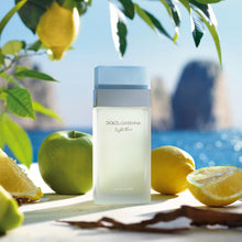 Carregar imagem no visualizador da galeria, Dolce & Gabana Light Blue Eau de Toilette para mujeres - 100 ml