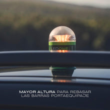 Carregar imagem no visualizador da galeria, LEDONE Connected - Baliza V16 Homologada DGT con Geolocalizador. Luz Emergencia Coche Homologado DGT, Triángulo de Seguridad, Luz de Emergencia para Coche Homologada (Ledone Eco Connected)
