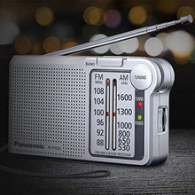 Carregar imagem no visualizador da galeria, Panasonic RF-P150DEG-S Pocket Radio FM/AM con Sintonizador Digital, Control Automático de Frecuencia, Sintonizador Grande, Puntero Fluorescente, Funciona con Pilas, Color Plateado
