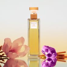 Carregar imagem no visualizador da galeria, Elizabeth Arden 5th Avenue, Eau de Parfum, Perfume Femenino en Spray, Elegante y Lujoso con Notas Florales de Magnolia Rosada, Violeta y Ámbar, Aroma Fresco y Ligero, Perfume para Mujer, 125ml
