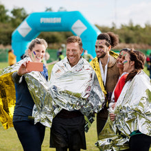 Carregar imagem no visualizador da galeria, Bramble 10 Mantas Térmicas de Supervivencia de Emergencia - Mantas de Aluminio en Dorado y Plateado - 210 x 160cm
