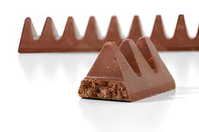 Carregar imagem no visualizador da galeria, Toblerone - Snack de Chocolate de Leite com Nougat Mel e Amêndoa 35g
